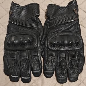 Triumph Motorcycle Black Riding Gloves Men's XXXL - Made by Alpinestars